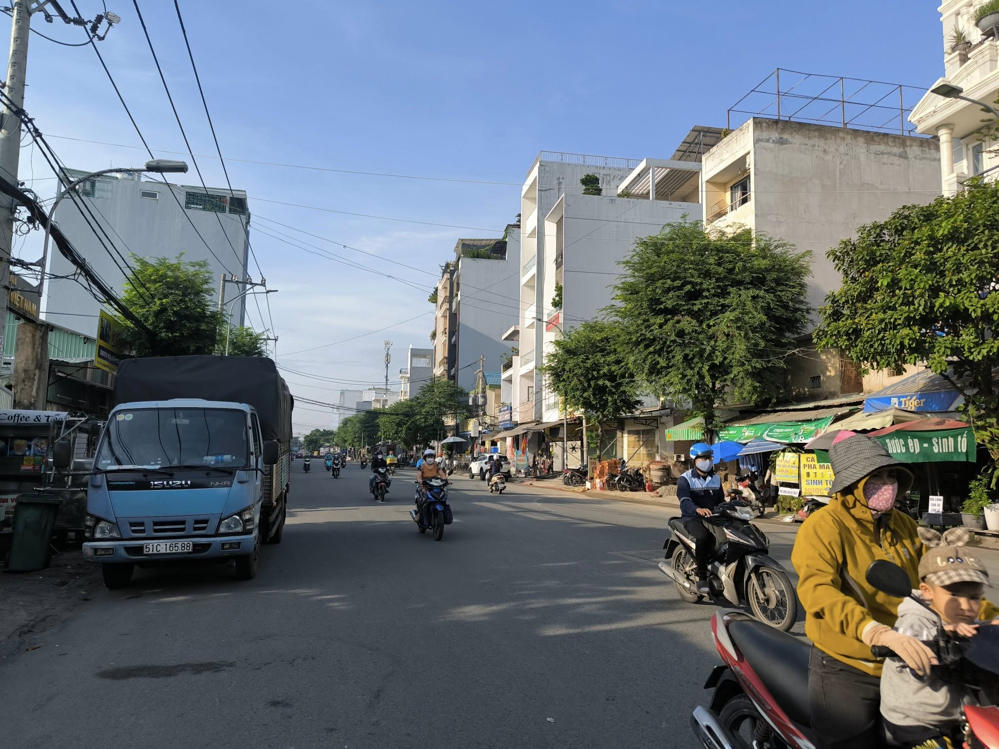 MẶT TIỀN KINH DOANH .Con đường To Dẹp, Sầm uất nhất Phường 15 Tân Bình,  Nhỉnh 19 tỷ